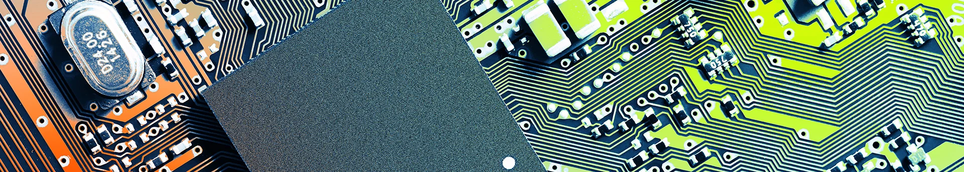 Puce électronique comportant des microcomposants